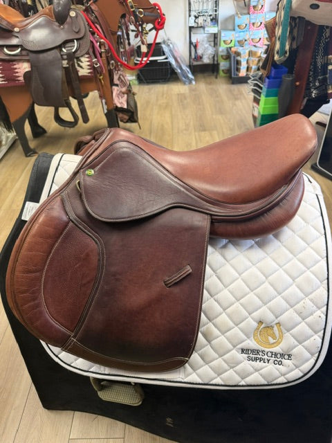 PRE-LOVED: Sellier Henri De Rivel Saddle 17"