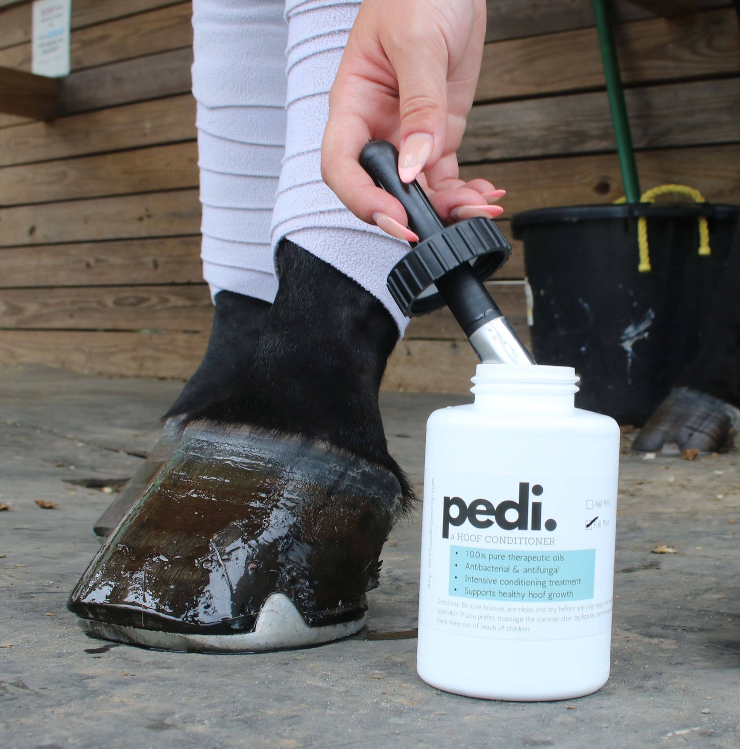 Pedi. A Hoof Conditioner (half pint/pint) - Riders Choice Supply Co