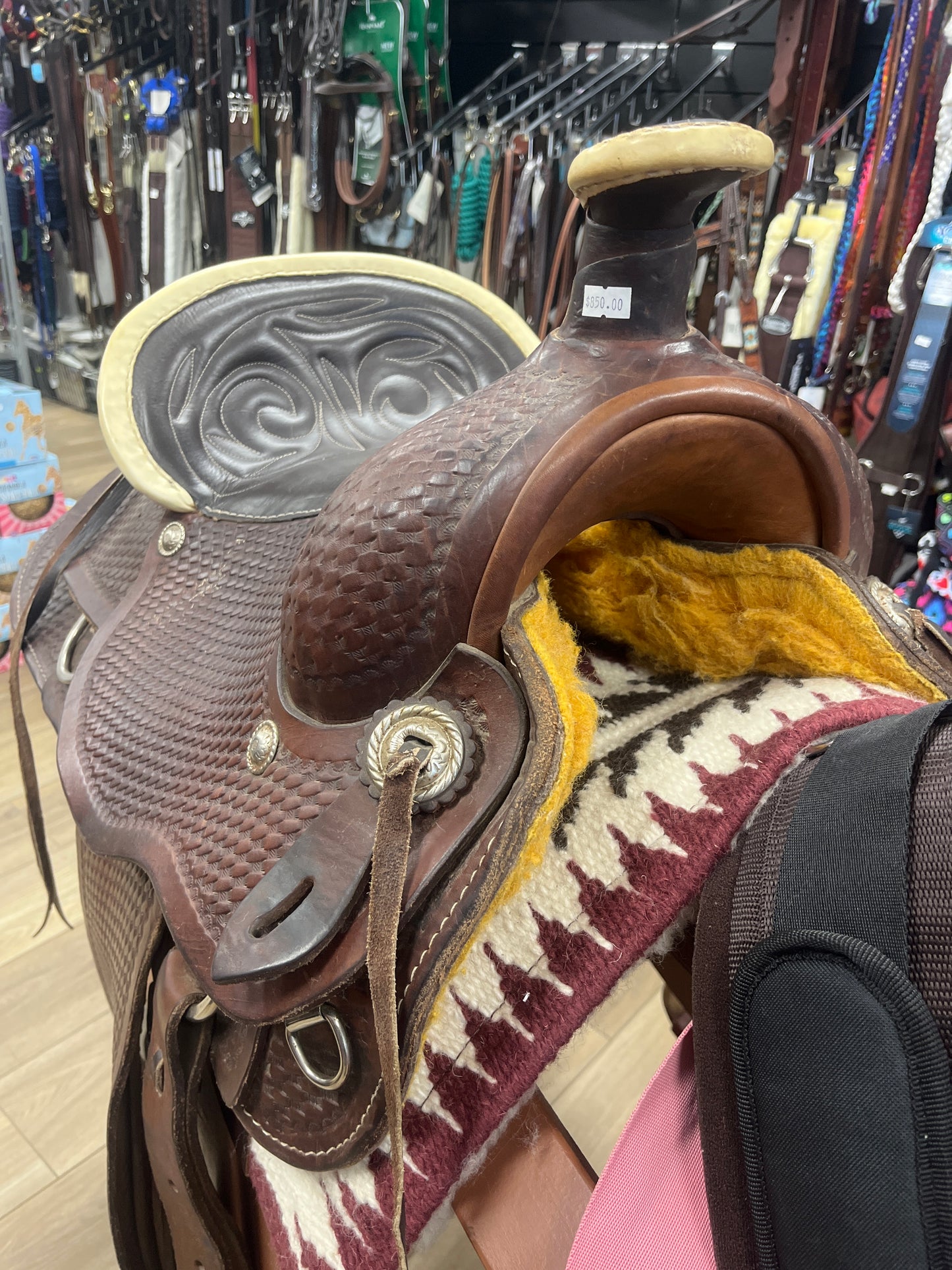 Circle S Roping Saddle 15.5” - Pre Loved