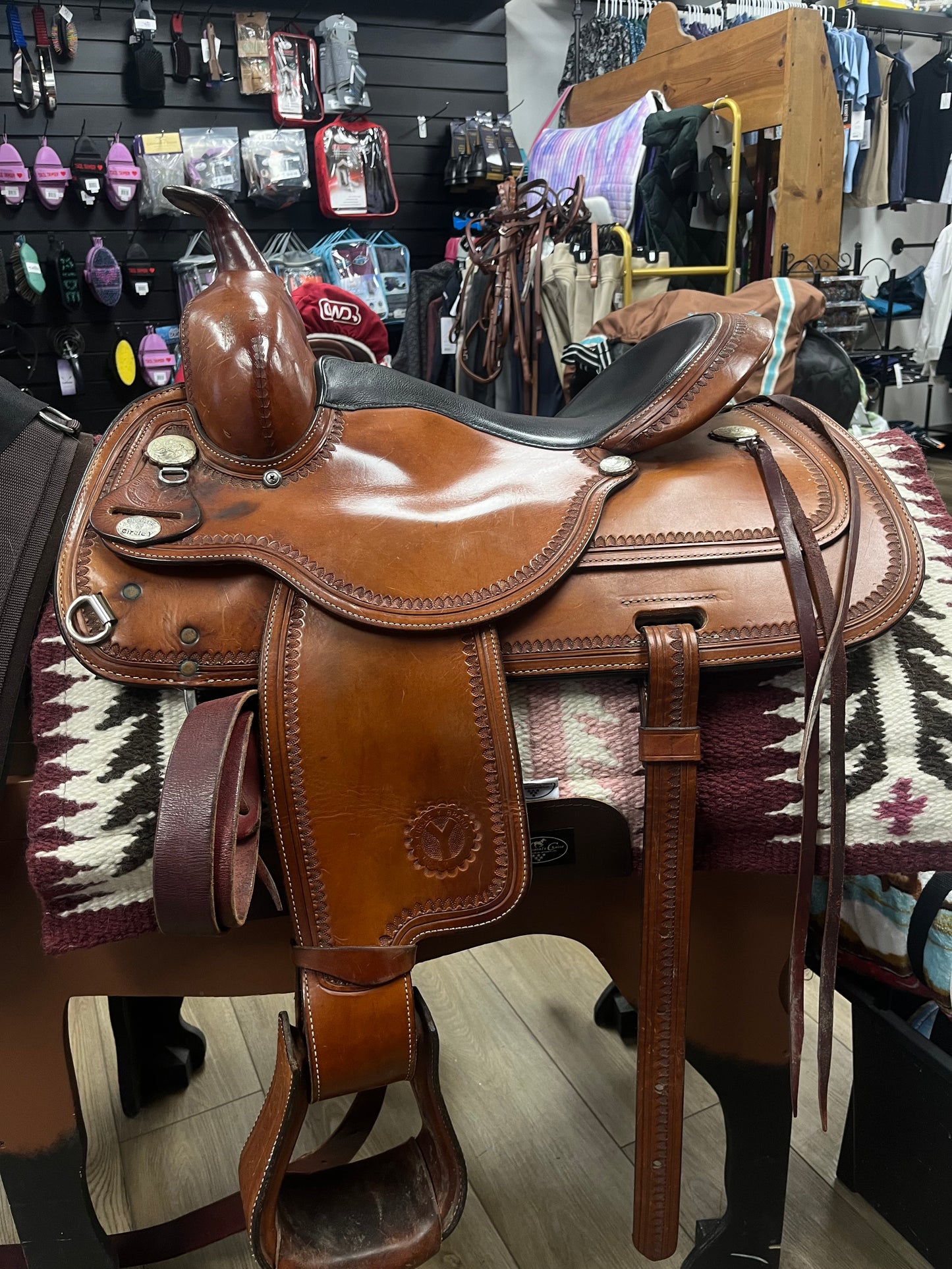 Circle Y Western Saddle 15” - Pre Loved