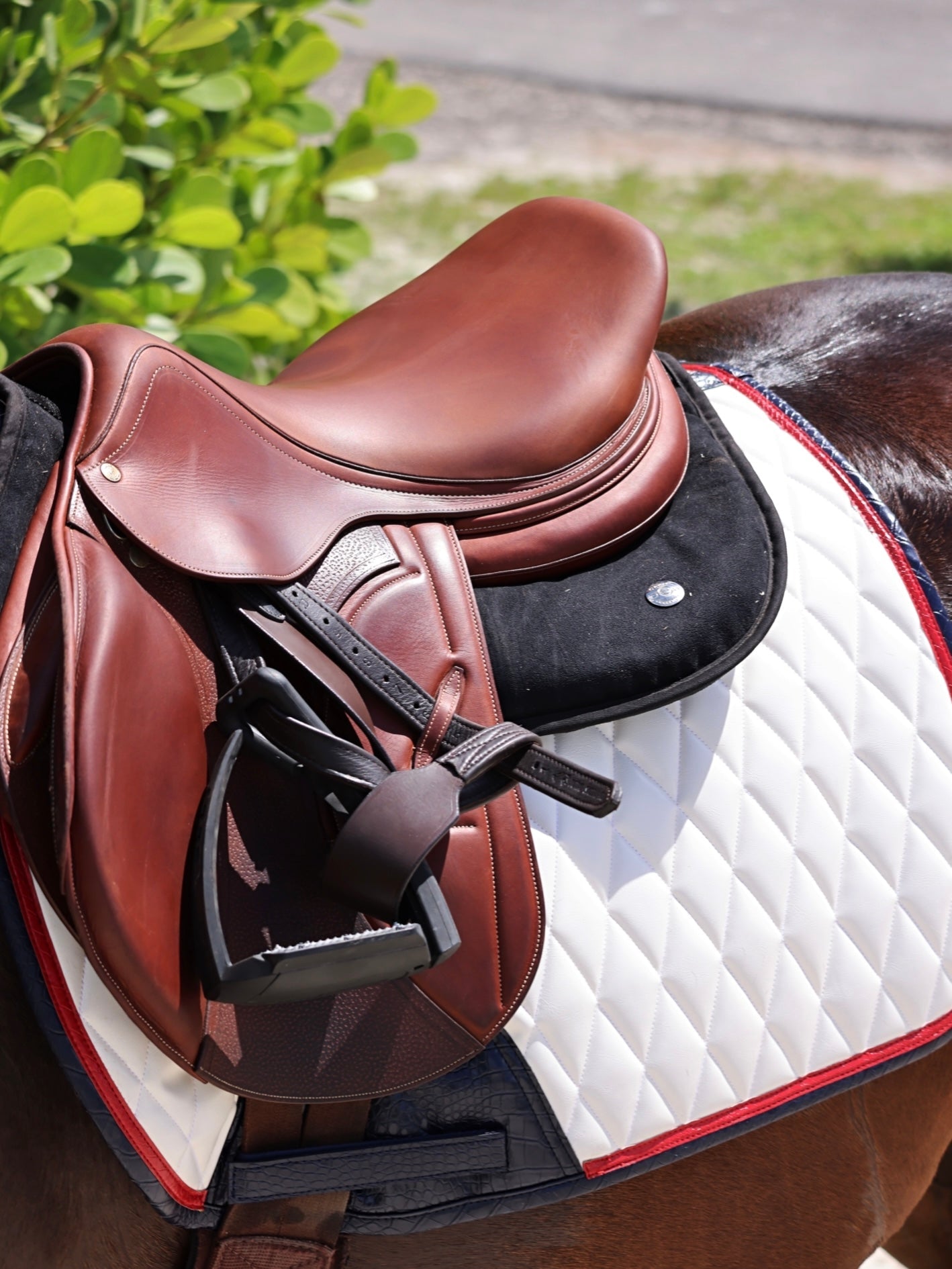 Jump Saddle Pad | White - Riders Choice Supply Co