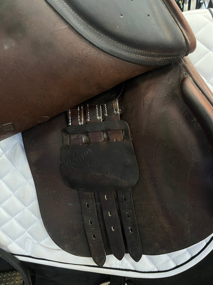 Pessoa Saddle 18” –  Pre Loved