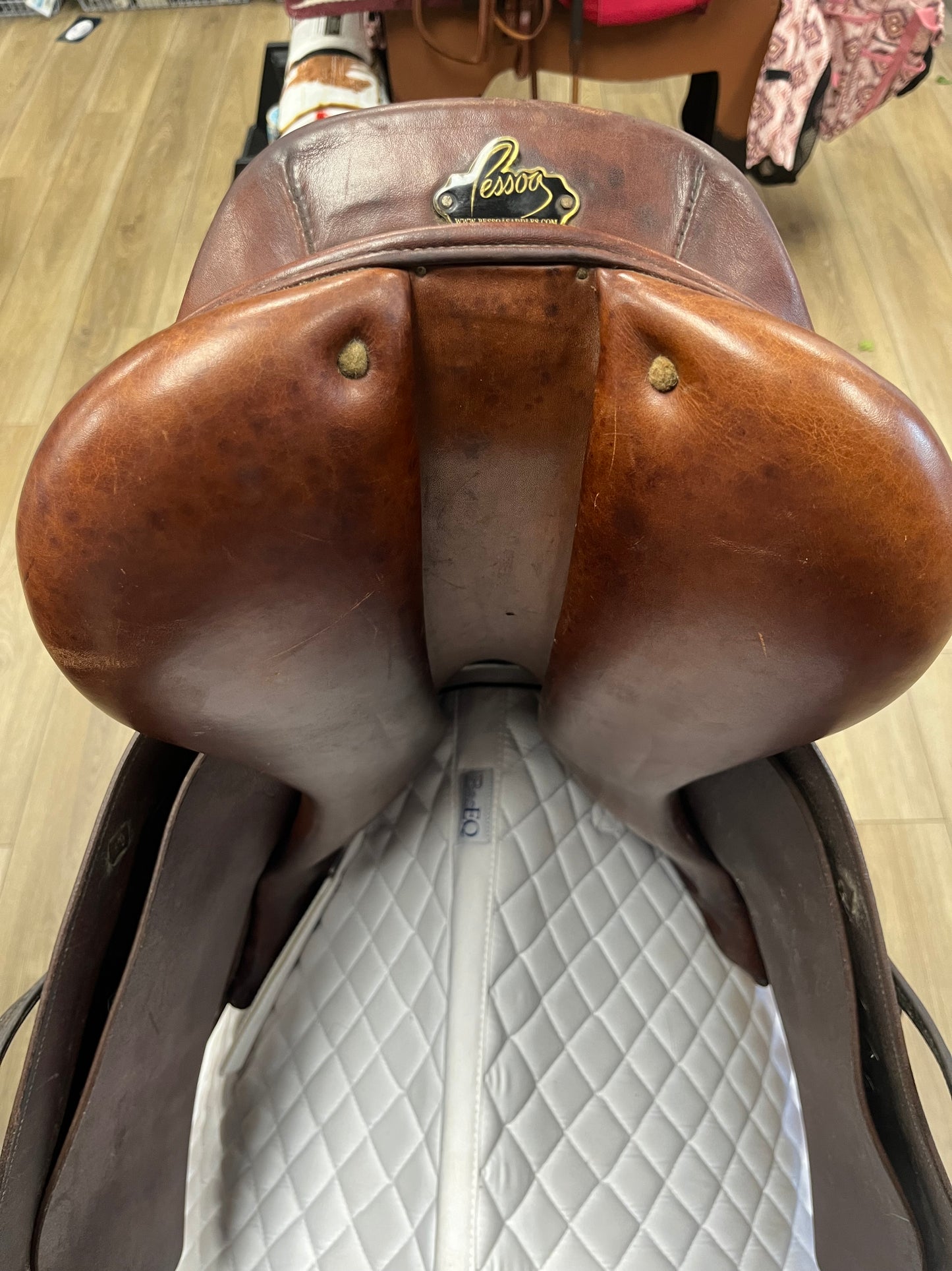 Pessoa Saddle 18” –  Pre Loved