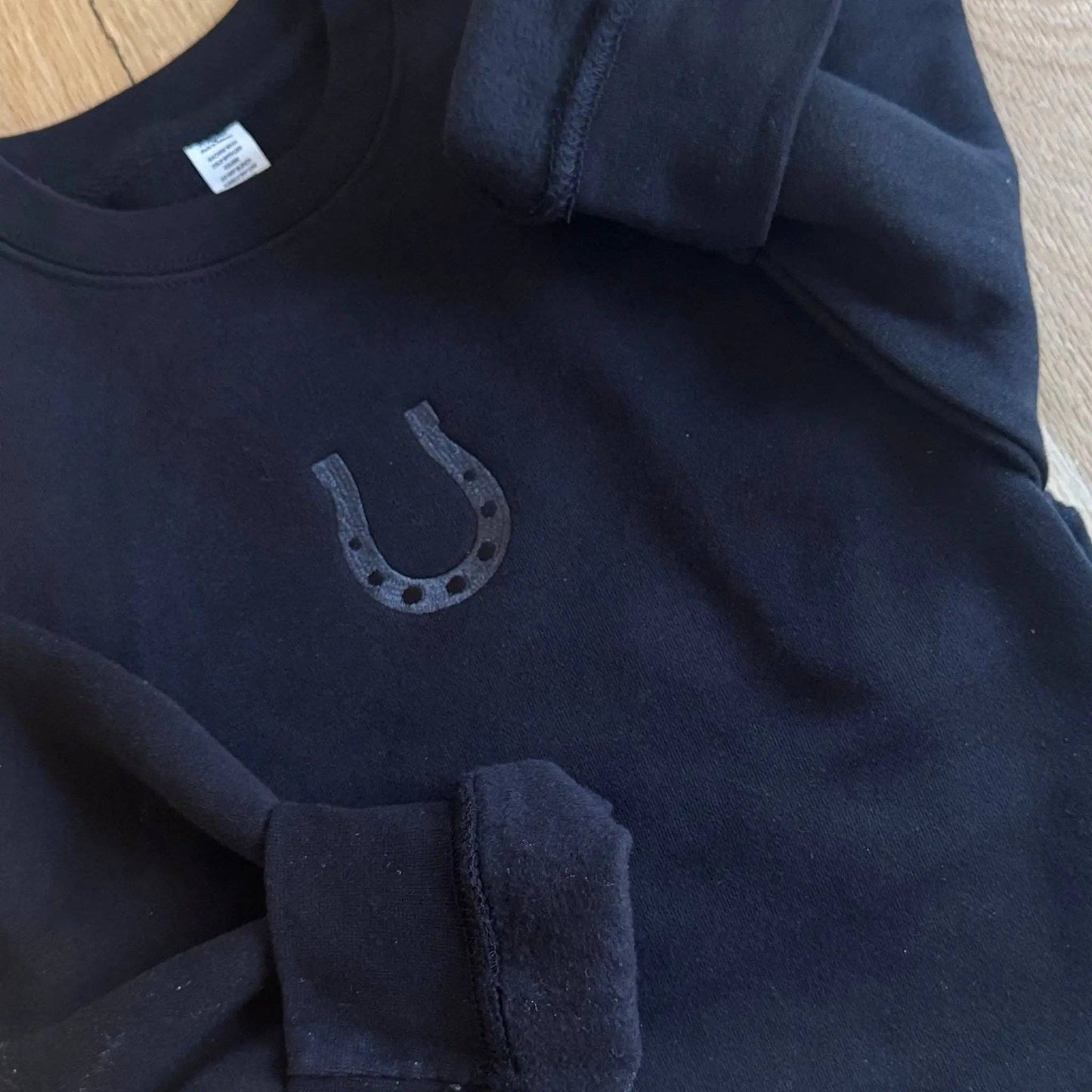 Fortuna Horseshoe Black Sweatshirt