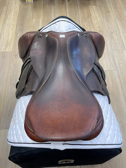 Pessoa Saddle 18” –  Pre Loved