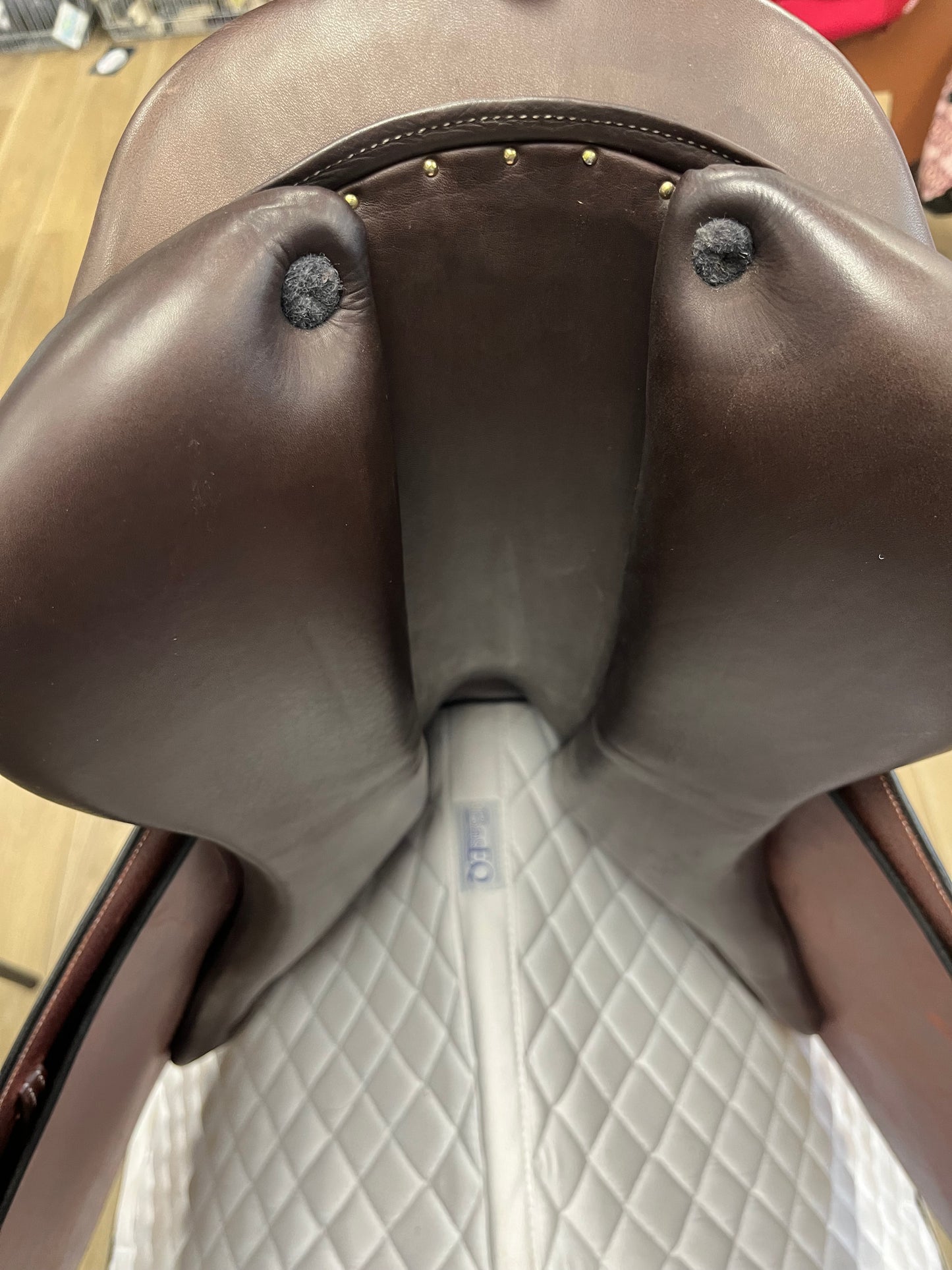 Beval All-Purpose Saddle 17” - Pre Loved