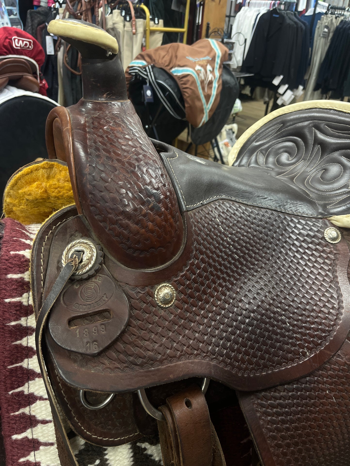 Circle S Roping Saddle 15.5” - Pre Loved