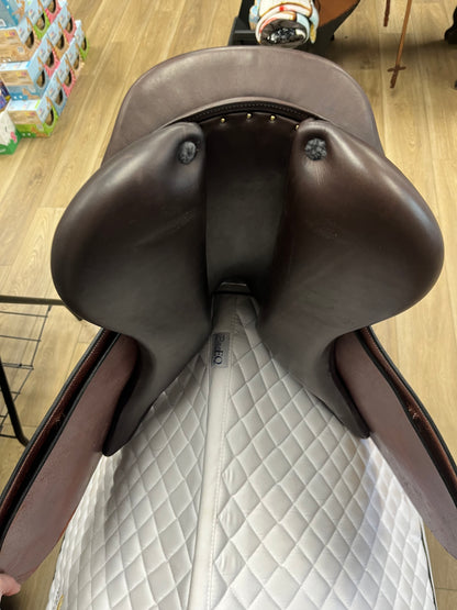 Beval All-Purpose Saddle 16” - Pre Loved