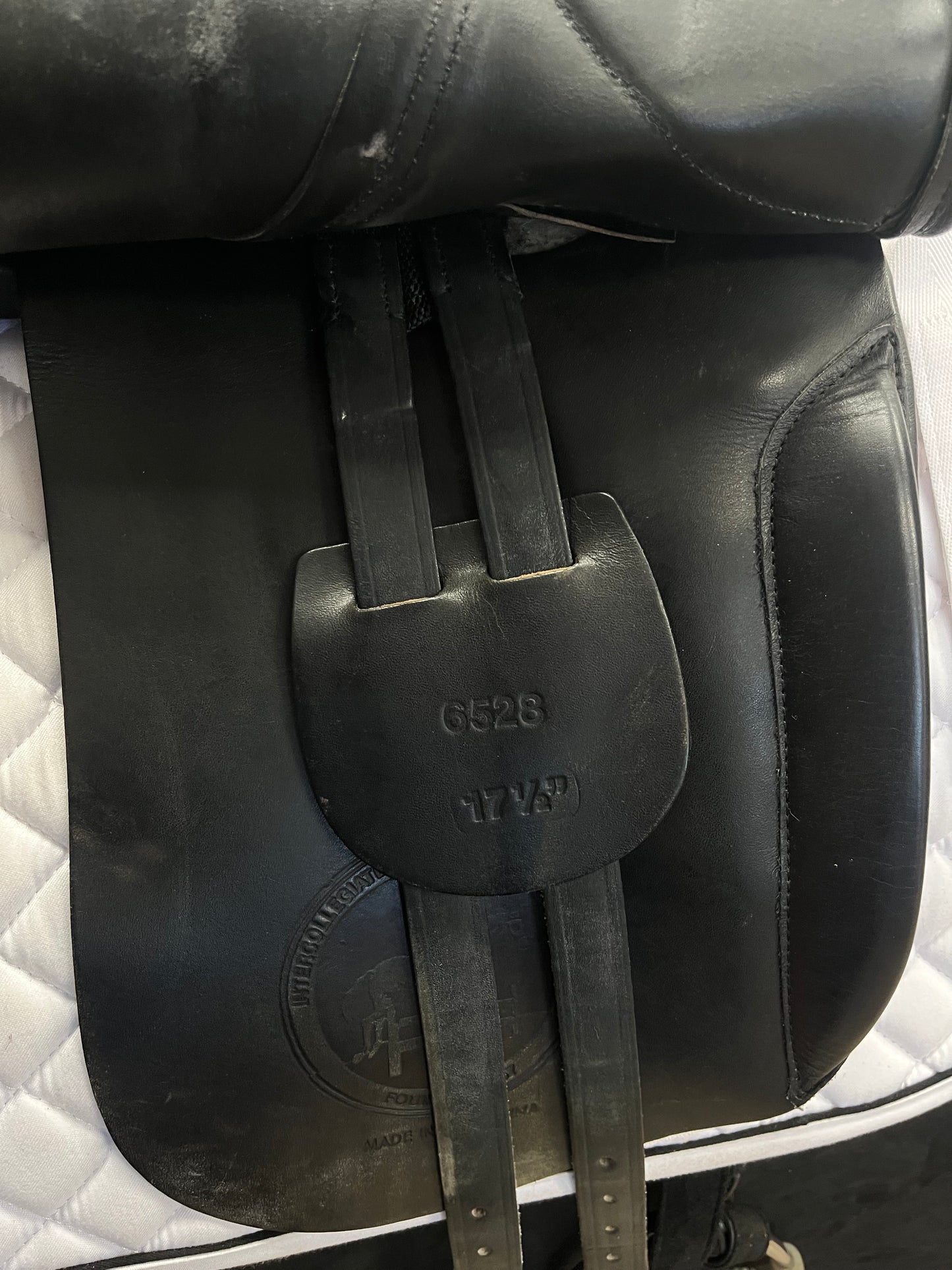 Collegiate Dressage Saddle 17.5” - Pre Loved