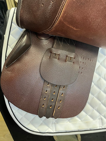 Beval All-Purpose Saddle 17” - Pre Loved