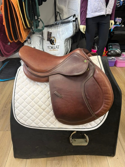 PRE-LOVED: Sellier Henri De Rivel Saddle 17"