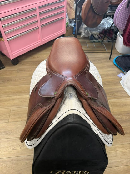 PRE-LOVED: Sellier Henri De Rivel Saddle 17"