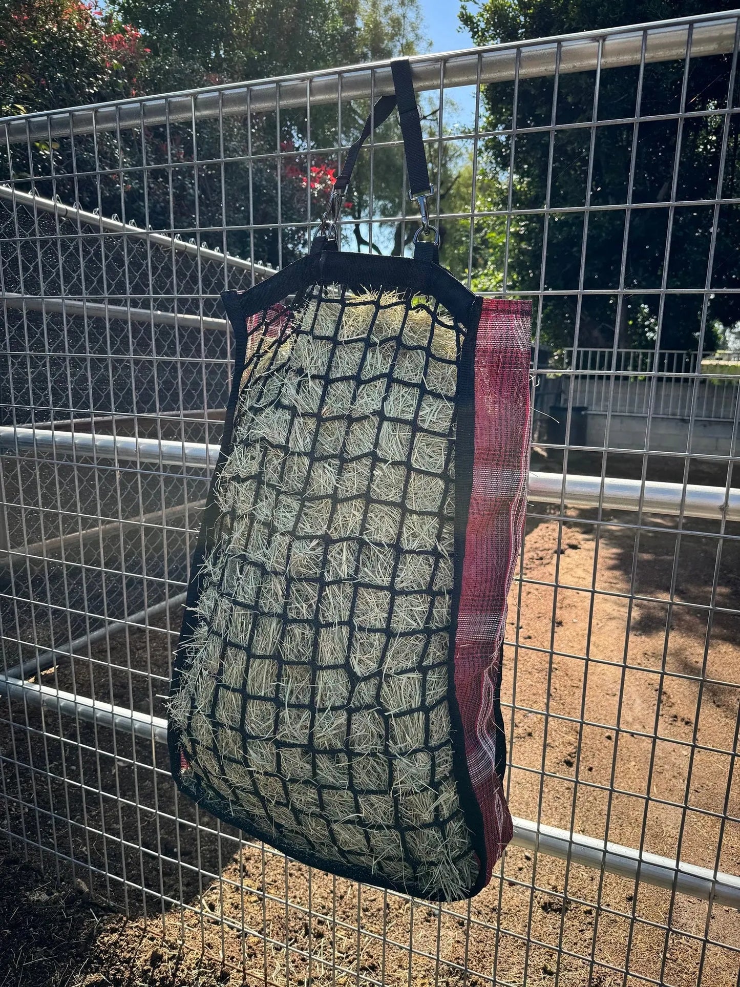 Slow Feed Hay Bag - 2 Flake Capacity - Riders Choice Supply Co