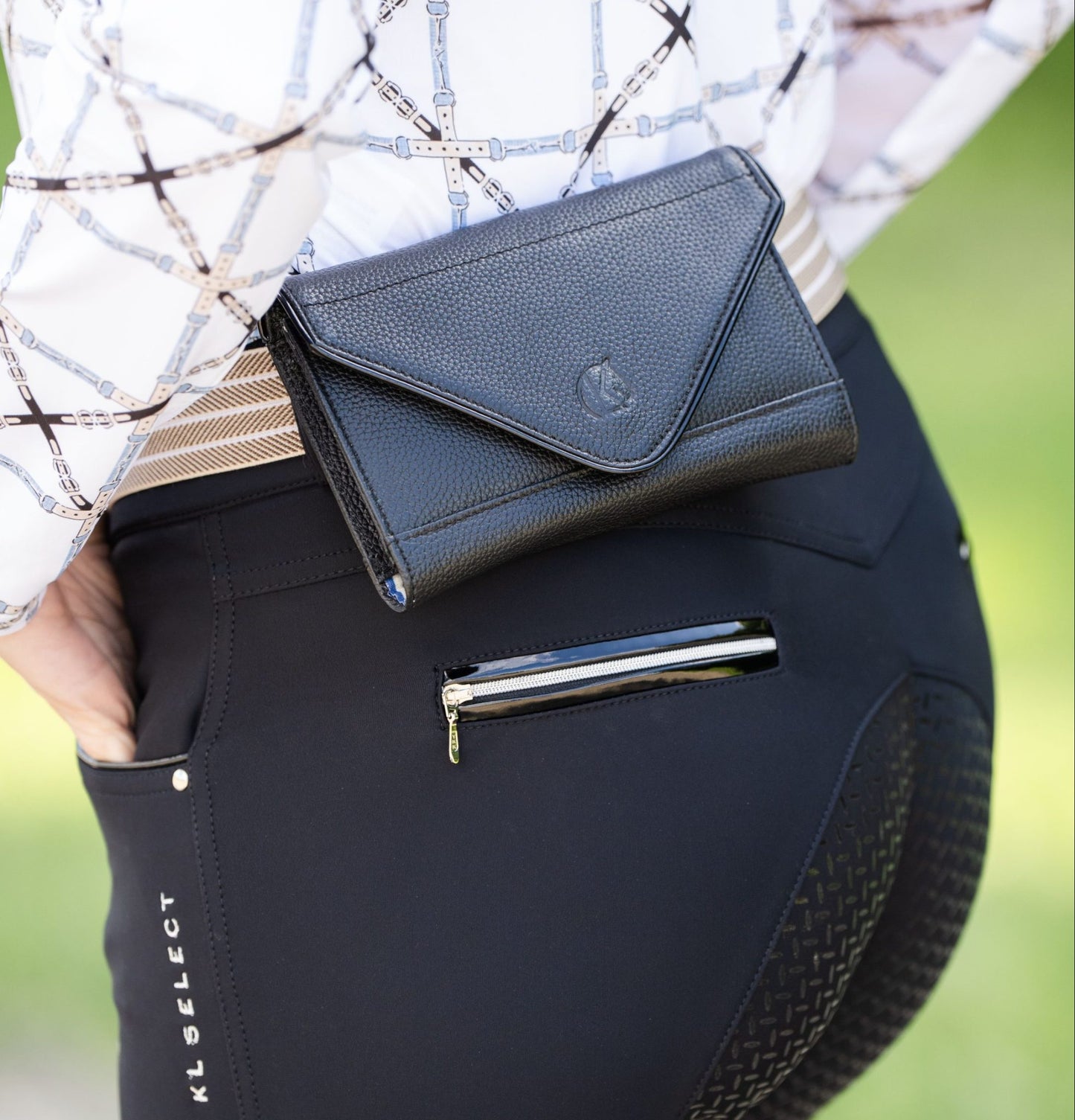 KL Select Phone Pockets