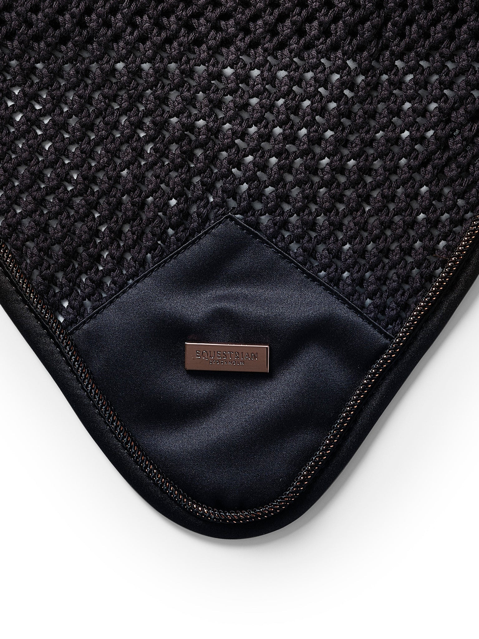 Equestrian Stockholm Soundless Ear Bonnet Modern
Dark Ocean - Full - Riders Choice Supply Co