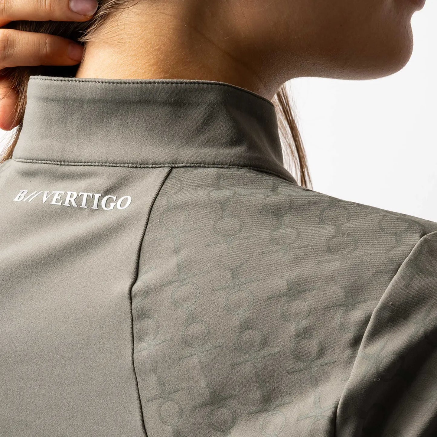 B Vertigo Isadora Womens Quarter Zip Training Shirt